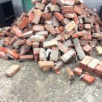 Falbontás 25-30 cm-es kisméretű vagy ikersejt 2500 Ft/nm-tól.